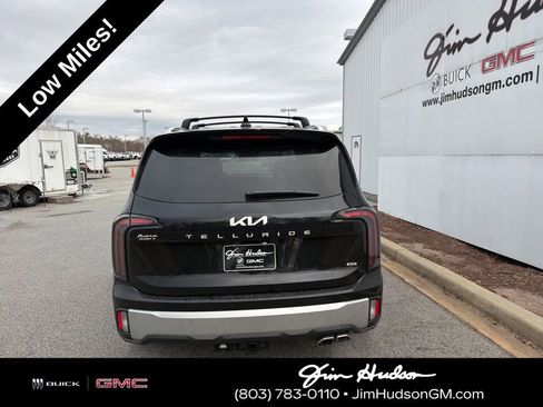 Used 2024 Kia Telluride SX Prestige w/ Towing Package image 4