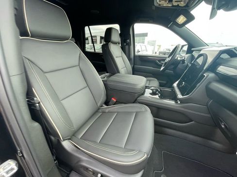New 2026 GMC Yukon Elevation image 30