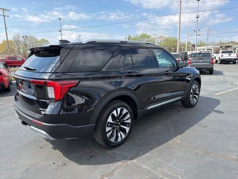 New 2026 Ford Explorer Platinum AWD/4WD image 7