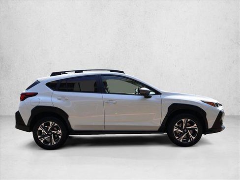 Used 2024 Subaru Crosstrek 2.0i Premium AWD/4WD image 5