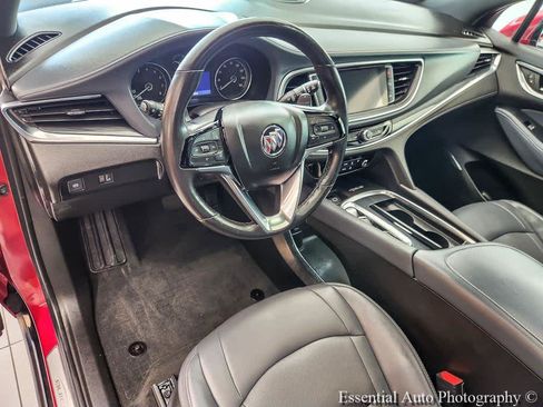 Used 2023 Buick Enclave Essence w/ Experience Buick Package FWD image 10