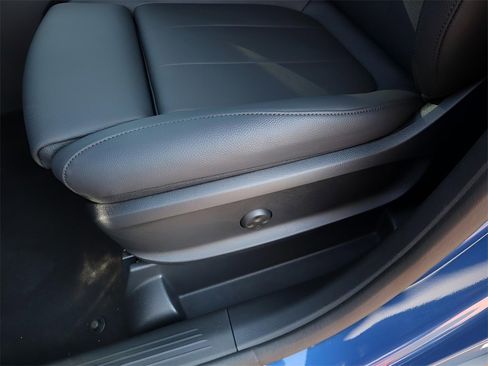 New 2026 Mercedes-Benz GLB 250 4MATIC image 30