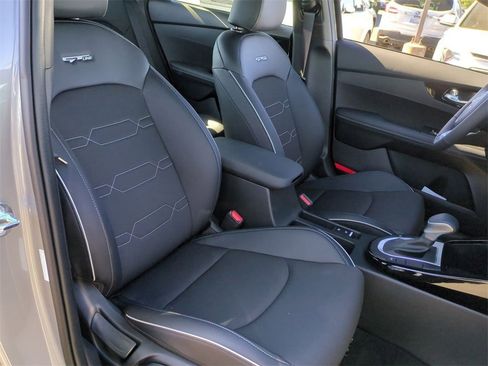 Used 2024 Kia Forte GT-Line image 39