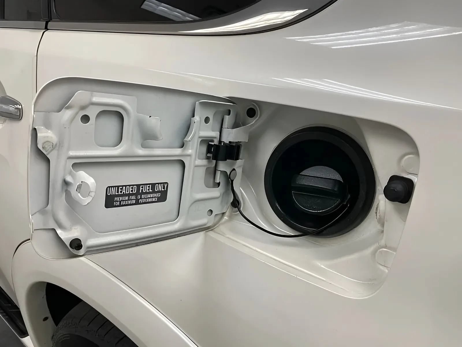 Used 2015 INFINITI QX80 2WD image 29