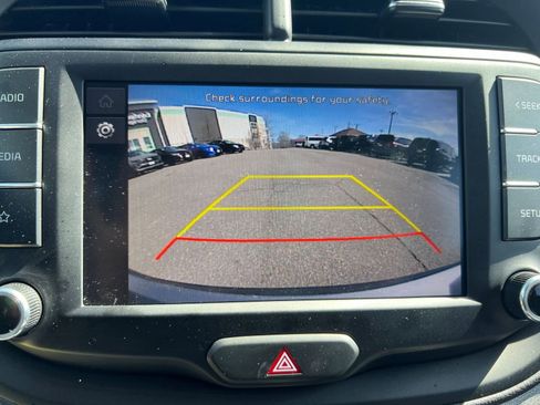 Used 2025 Kia Soul LX w/ LX Technology Package image 22