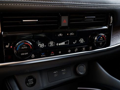 New 2026 Nissan Rogue Platinum image 16