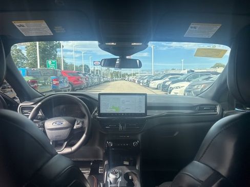 Used 2023 Ford Escape ST-Line w/ Tech Pack #1 image 13