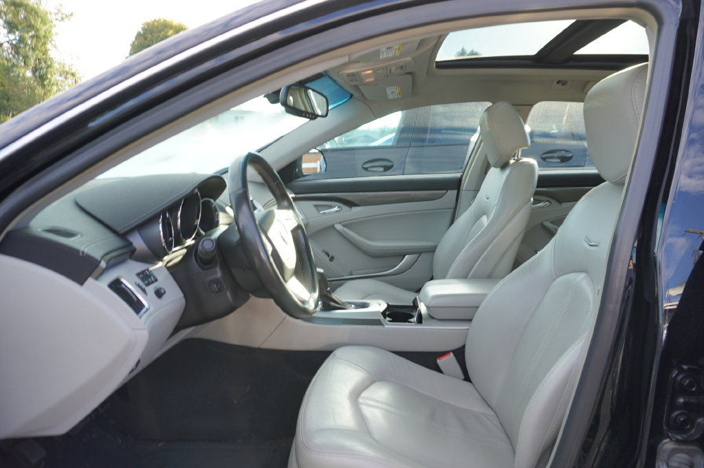 Used 2010 Cadillac CTS Premium AWD/4WD image 2