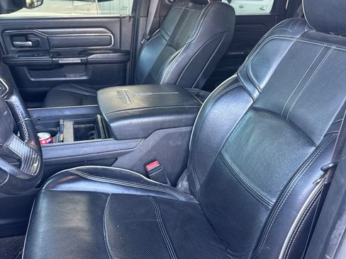 Used 2019 RAM 3500 Limited w/ Max Tow Package AWD/4WD image 5