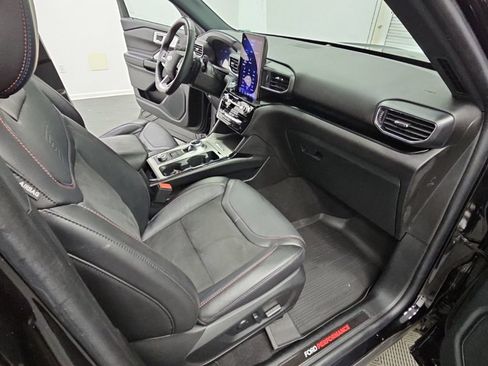 Used 2023 Ford Explorer ST w/ Equipment Group 401A AWD/4WD image 42