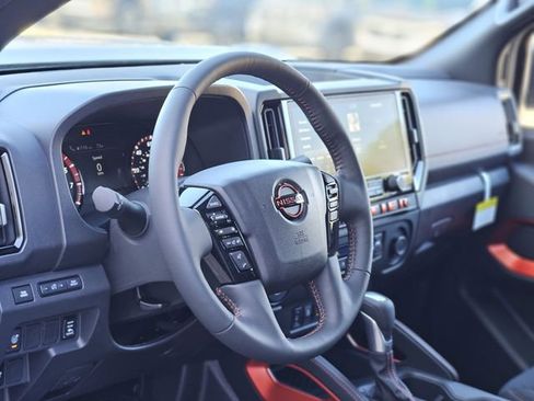 New 2026 Nissan Frontier Pro-X w/ Pro-X Convenience Package RWD image 11
