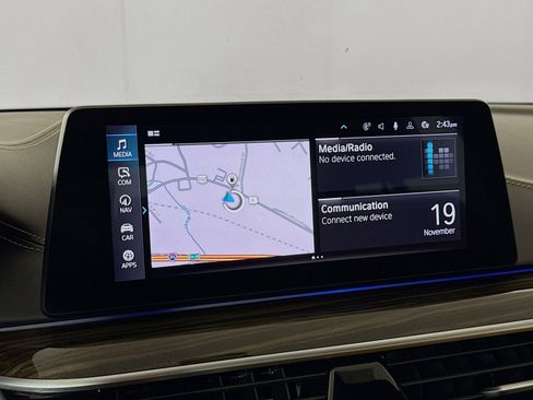 Used 2020 BMW 530e xDrive image 17