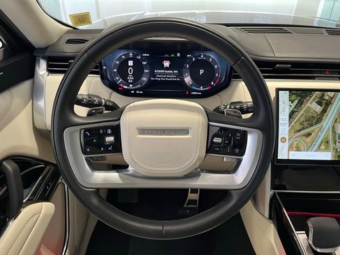 Used 2024 Land Rover Range Rover Long Wheelbase SE AWD/4WD image 51