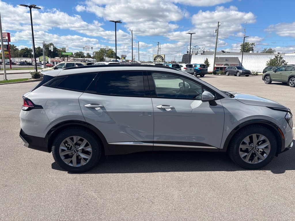 Used 2023 Kia Sportage SX FWD image 3
