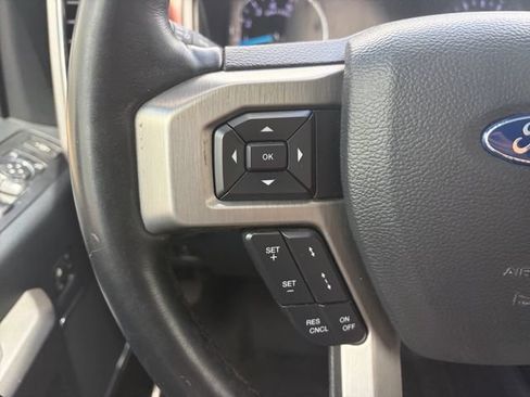 Used 2022 Ford F250 Platinum AWD/4WD image 6