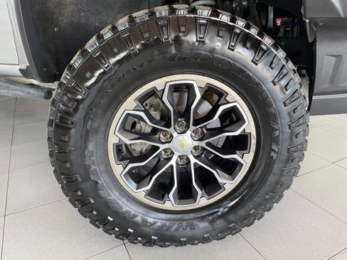 Used 2018 Chevrolet Colorado ZR2 image 10