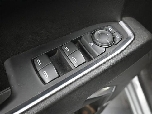 Used 2023 GMC Sierra 1500 Elevation image 14