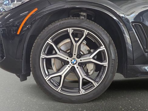 Used 2020 BMW X5 sDrive40i w/ M Sport Package RWD image 32