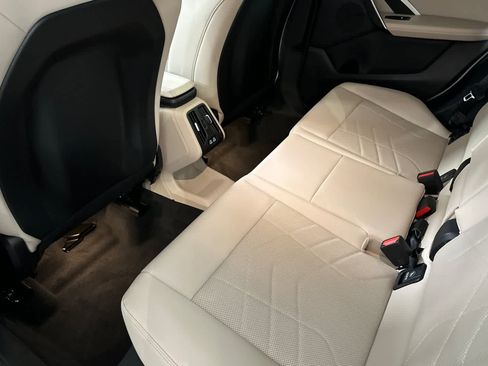 Used 2025 BMW X2 xDrive28i w/ Technology Package image 4