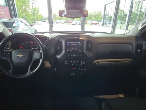 Used 2024 Chevrolet Silverado 1500 Custom w/ Turbomax Blackout Package RWD image 17