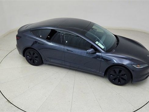 Used 2025 Tesla Model 3 Long Range image 74