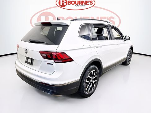 Used 2021 Volkswagen Tiguan SE AWD/4WD image 10