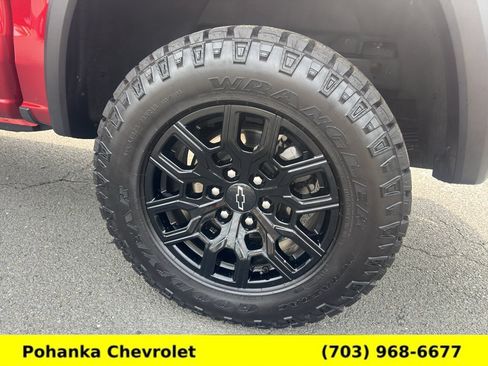 Used 2023 Chevrolet Colorado Trail Boss w/ Technology Package AWD/4WD image 28