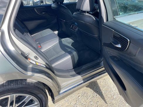Used 2018 Lexus LS 500h AWD image 15