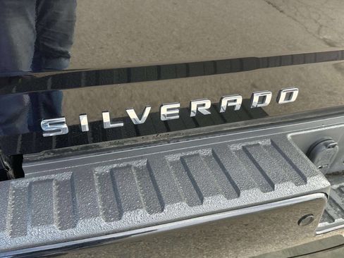 Used 2014 Chevrolet Silverado 1500 High Country w/ High Country Premium Package image 29