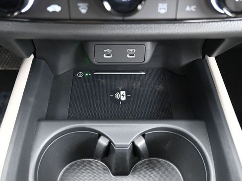 Certified 2026 Honda HR-V LX image 45