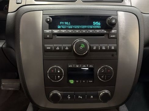 Used 2010 GMC Sierra 1500 SLE w/ All-Terrain Package AWD/4WD image 16