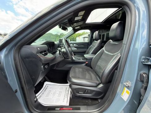 Used 2025 Ford Explorer ST AWD/4WD image 23