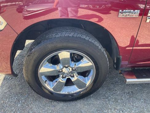 Used 2018 RAM 1500 Express w/ Express Value Package AWD/4WD image 30