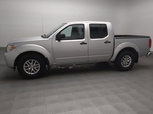 Used 2019 Nissan Frontier SV w/ Value Truck Package RWD image 2