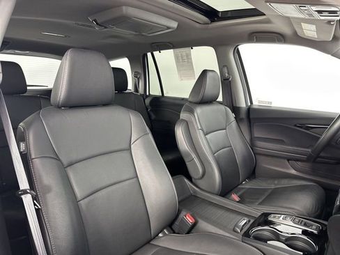 Used 2022 Honda Pilot Touring image 26