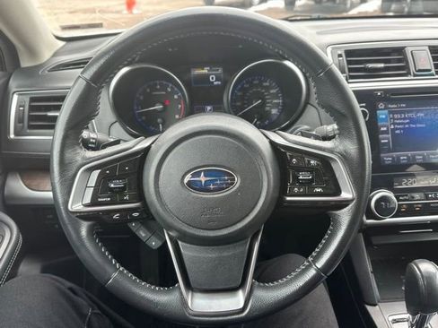 Used 2018 Subaru Outback 3.6R Limited AWD/4WD image 16