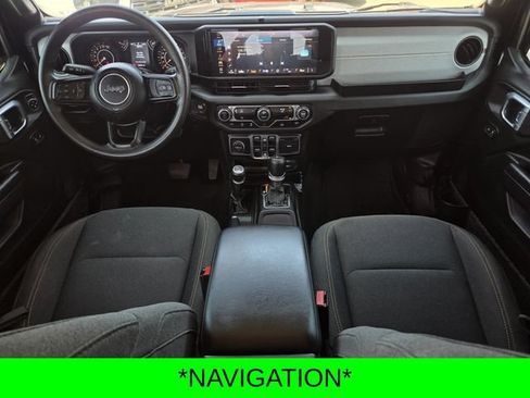 Used 2024 Jeep Gladiator Sport AWD/4WD image 6