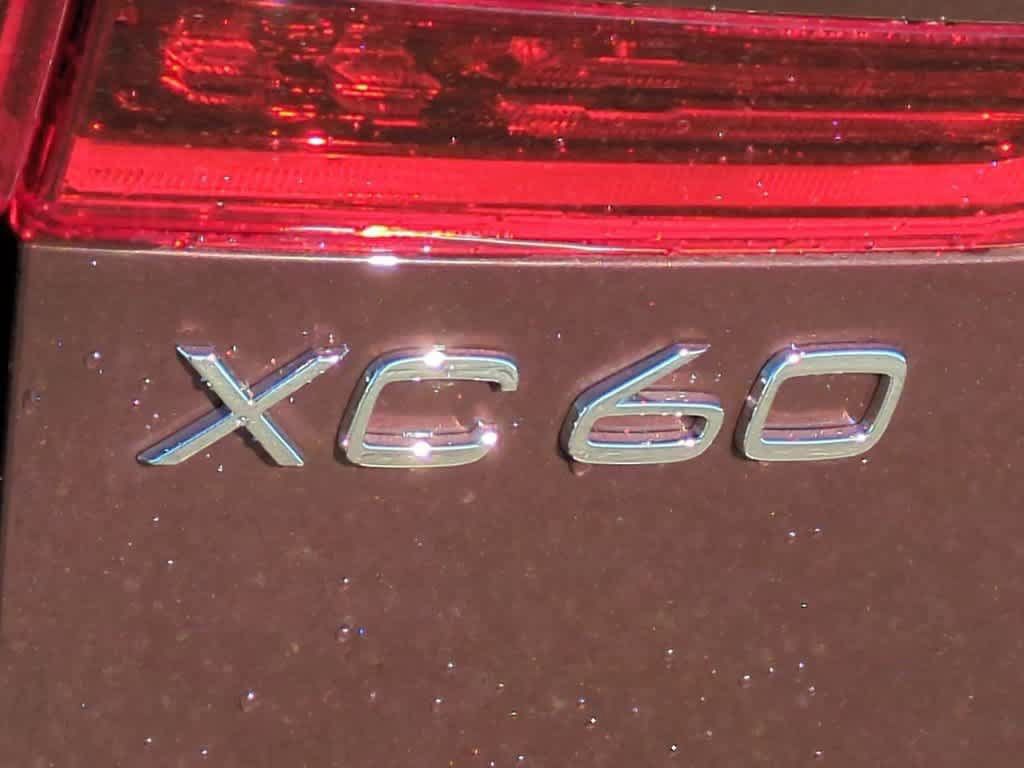 Used 2026 Volvo XC60 B5 Plus w/ Protection Package Premier AWD/4WD image 12