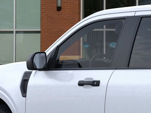 New 2025 Ford Maverick XL image 21