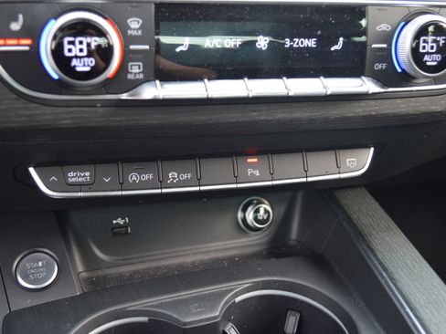 Used 2018 Audi A4 2.0T Premium Plus w/ Premium Plus Package image 24