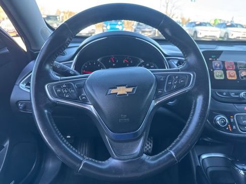 Used 2017 Chevrolet Malibu LT w/ Leather Package FWD image 13