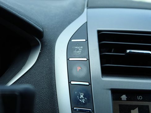 Used 2017 Lincoln MKZ Premiere image 7