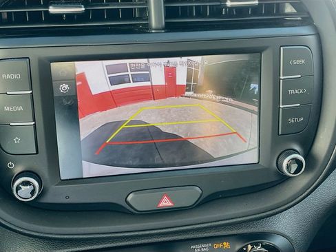 Used 2024 Kia Soul LX w/ Option Group 015 FWD image 13