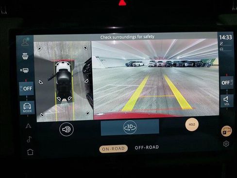 New 2025 Land Rover Discovery Sport S image 22