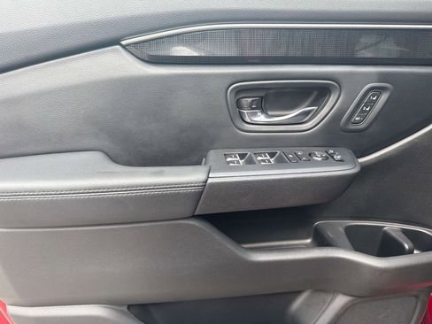 Certified 2023 Honda Pilot Elite image 19