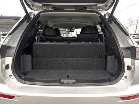 Used 2025 Mitsubishi Outlander SE image 24