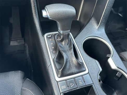 Used 2021 Kia Sportage LX image 19