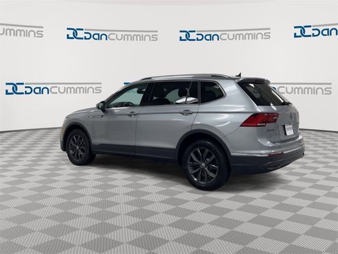 Used 2023 Volkswagen Tiguan SE image 6