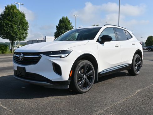 Used 2023 Buick Envision Essence w/ Sport Touring Package image 4