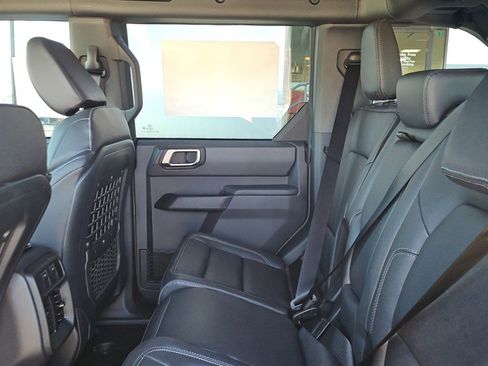 New 2025 Ford Bronco Big Bend w/ Black Diamond Package AWD/4WD image 8